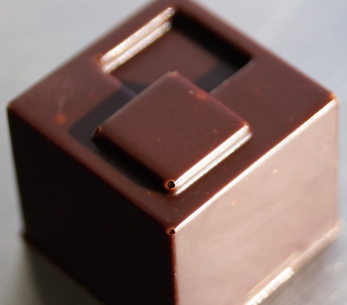 Chocolat noir praliné