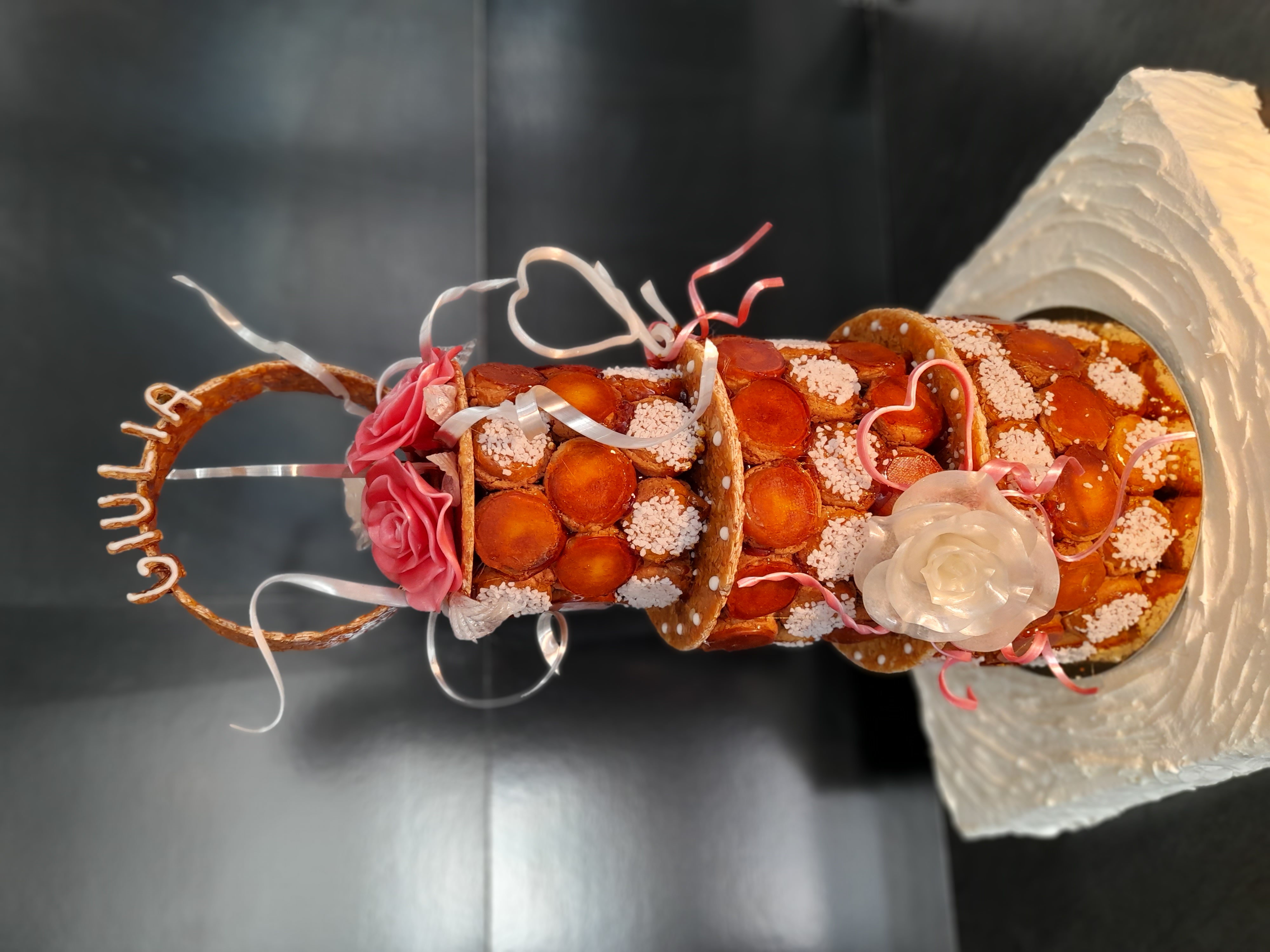 Arche nougatine et déco sucre tiré